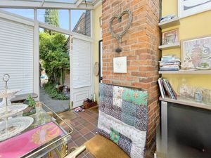 Rectory Road- click for photo gallery